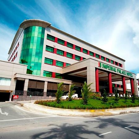 Imperial Palace Hotel Miri Buitenkant foto