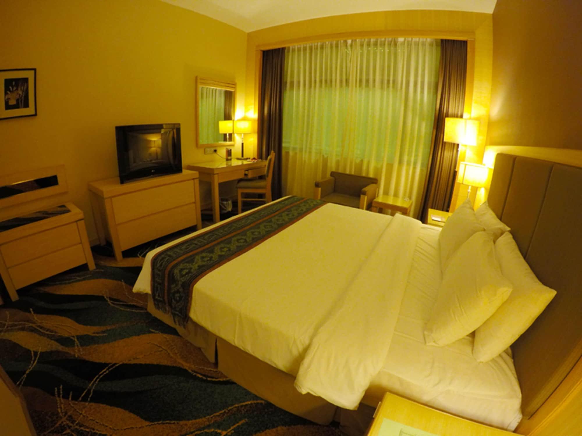 Imperial Palace Hotel Miri Buitenkant foto