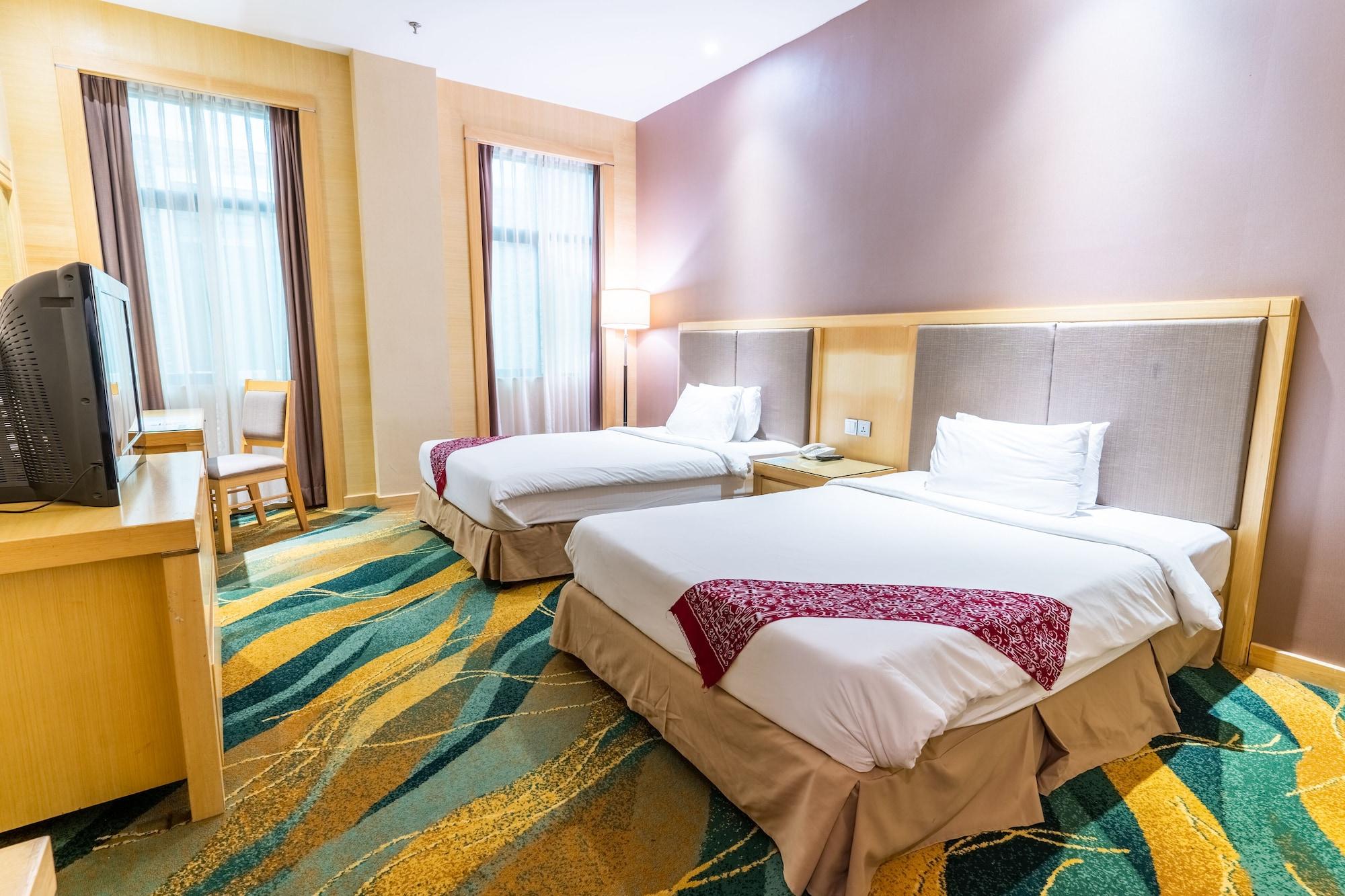 Imperial Palace Hotel Miri Buitenkant foto