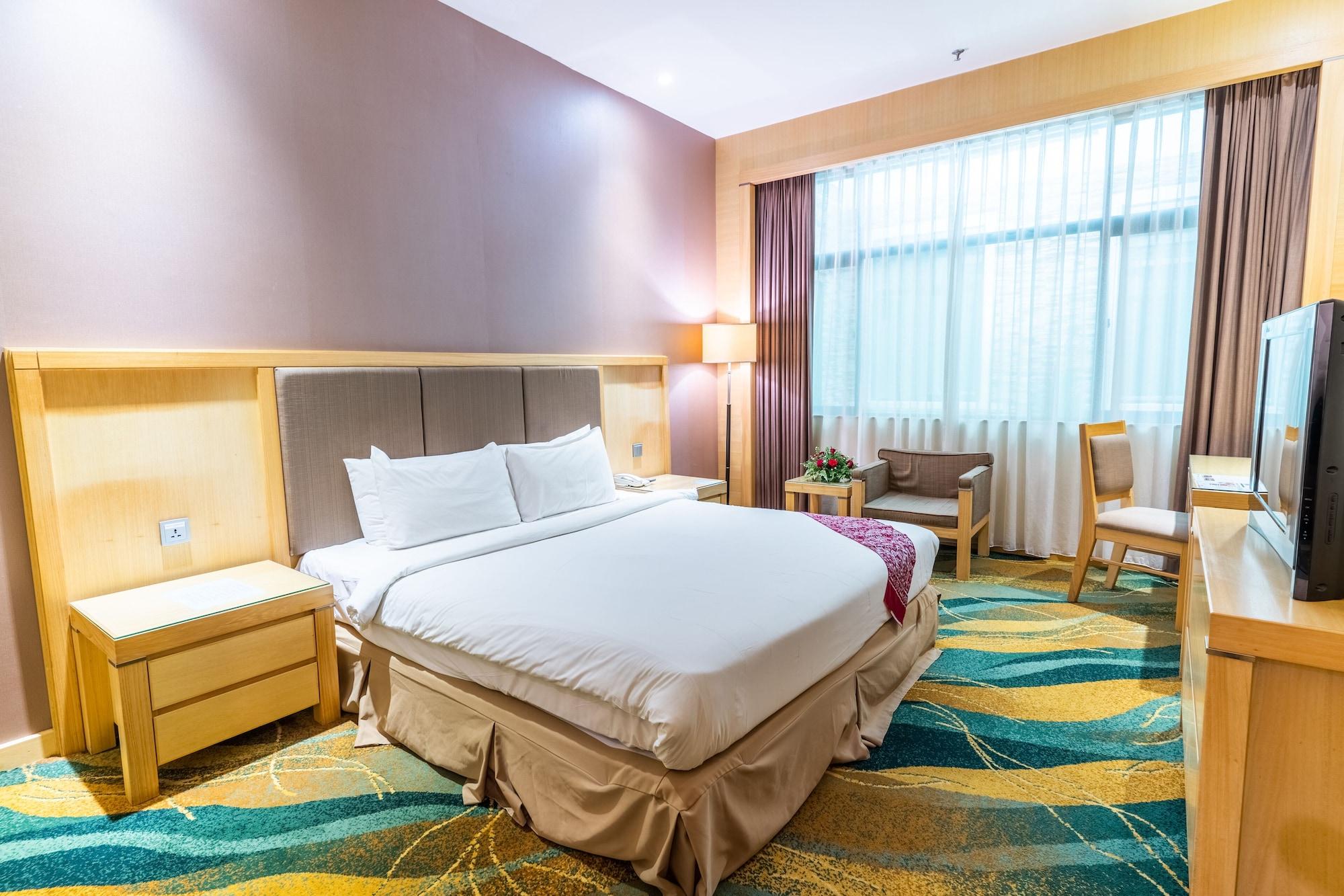 Imperial Palace Hotel Miri Buitenkant foto